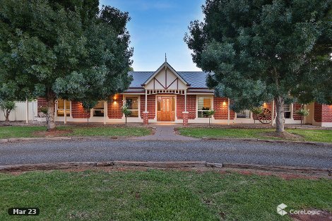 151 Mckays Rd, Birdwoodton, VIC 3505