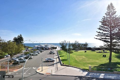 12/10 Oceanside Prom, Mullaloo, WA 6027