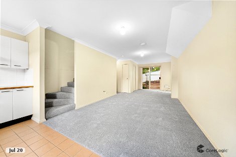 8/179 Gertrude St, Gosford, NSW 2250