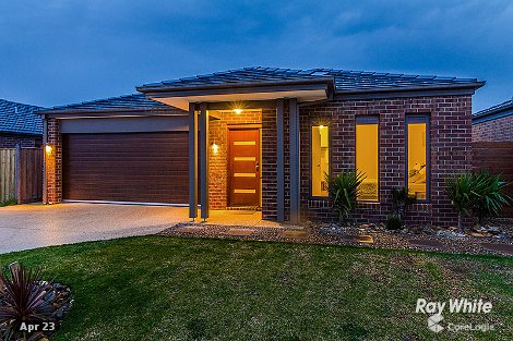 8 Hill Farm Dr, Clyde, VIC 3978