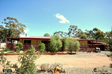 440 Caralulup Rd, Lamplough, VIC 3352