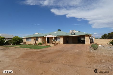 30 Cohn St, Merredin, WA 6415