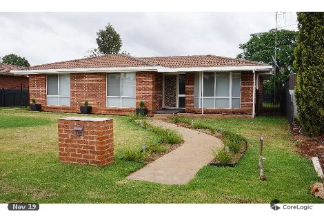 132 Moss Ave, Narromine, NSW 2821