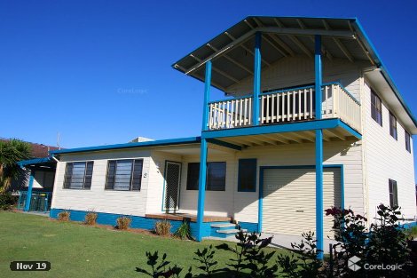 2 Poinsettia Cres, Brooms Head, NSW 2463