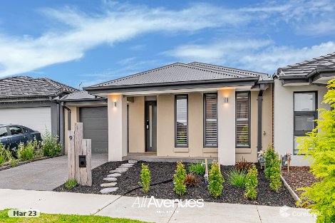 9 Venetia Way, Cranbourne South, VIC 3977