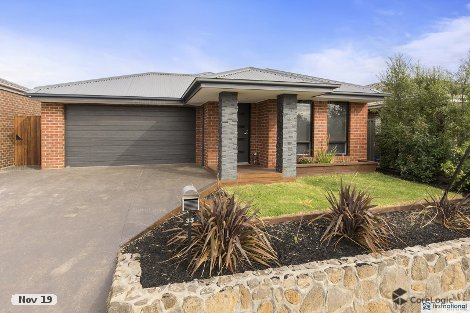 33 Mimulus Rd, Maddingley, VIC 3340