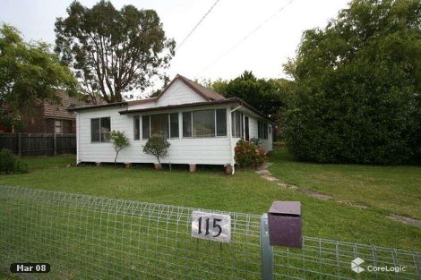 115 Bulwer St, Tenterfield, NSW 2372