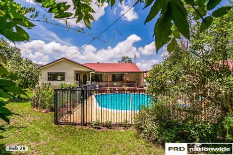 82 Duncan St, Woolomin, NSW 2340