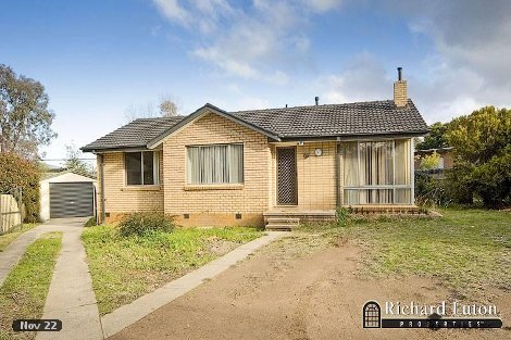 29 Eggleston Cres, Chifley, ACT 2606