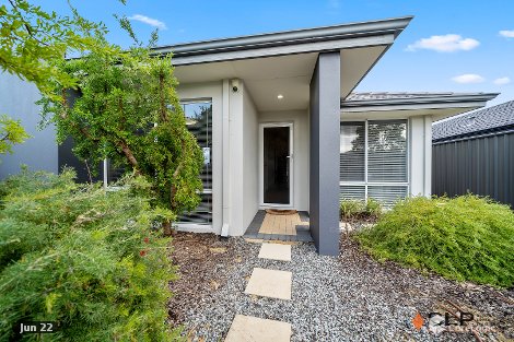 94 Joseph Banks Bvd, Banksia Grove, WA 6031