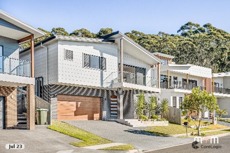 13 Thorn Pde, Bulli, NSW 2516