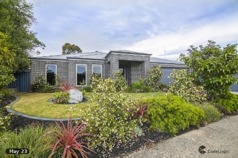 22 Holland St, Healesville, VIC 3777