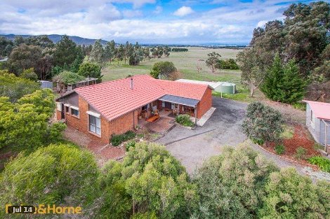 34 Macedon Cl, New Gisborne, VIC 3438