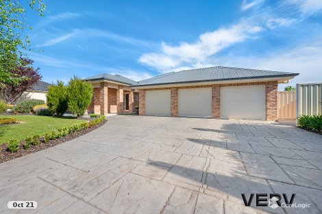 10 Larmer St, Bungendore, NSW 2621