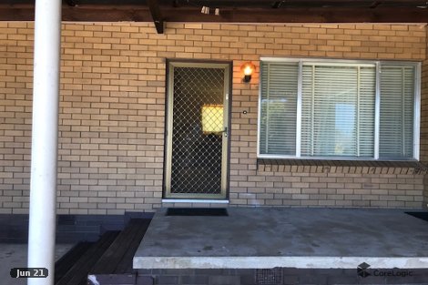 2/102 Nemarang Cres, Waramanga, ACT 2611