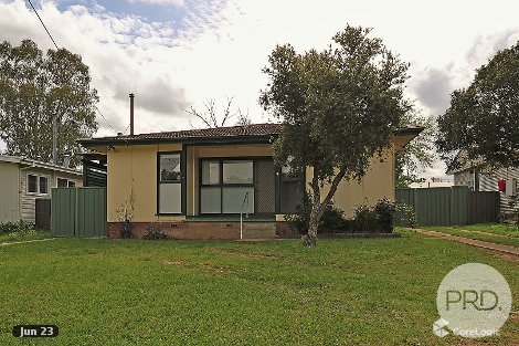 15 Chifley Cres, Kooringal, NSW 2650