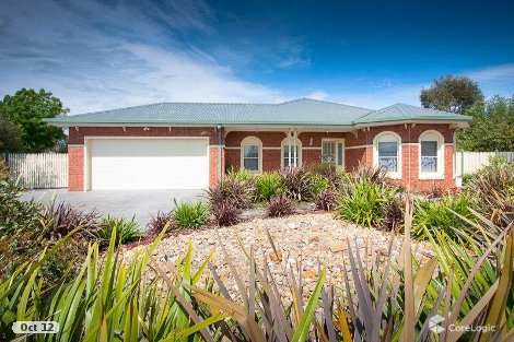 31 Chessy Park Dr, New Gisborne, VIC 3438