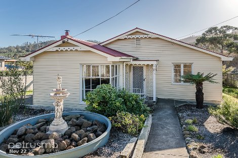 210 Bligh St, Warrane, TAS 7018