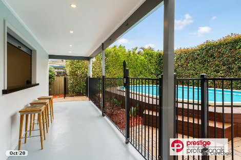 18 Hillcrest Ave, Moorebank, NSW 2170