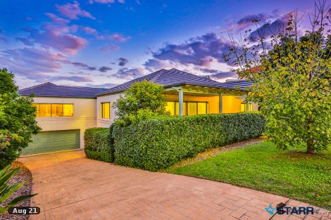 4 Elizabeth Henrietta Cct, Macquarie Links, NSW 2565