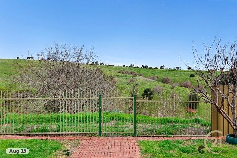 10 Lachlan Dr, Craigmore, SA 5114