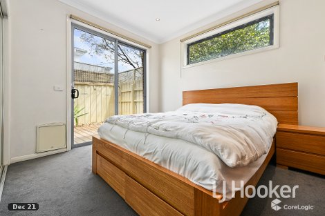 18 Summit Ct, Hampton Park, VIC 3976