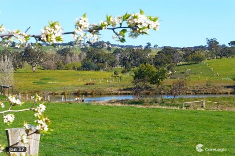 5 Stoneford Rd, Nulla Vale, VIC 3435