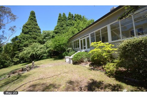 109 Blaxland Rd, Wentworth Falls, NSW 2782