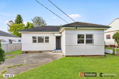 8 King St, Guildford West, NSW 2161