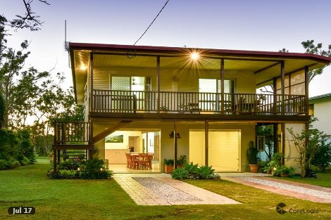 39 Davison Rd, Wilson Beach, QLD 4800