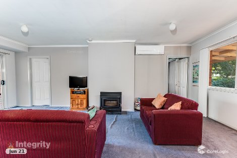 9 Hawkins Dr, Kinglake, VIC 3763