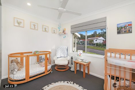 33 Jeannie Cres, Berkeley Vale, NSW 2261