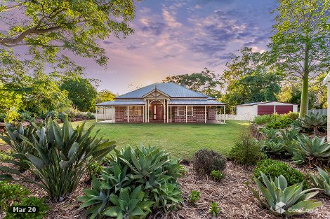 4 Clive Cres, Withcott, QLD 4352