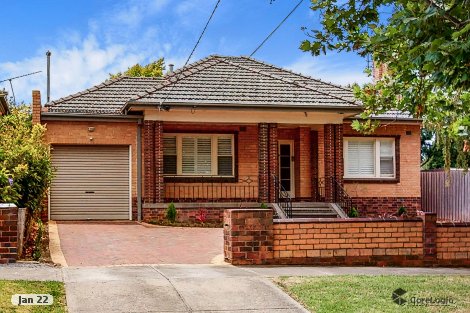 8 Upland Rd, Strathmore, VIC 3041