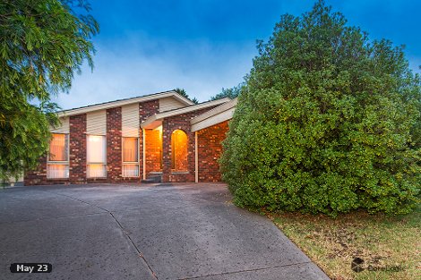 8 Winga Pl, St Helena, VIC 3088