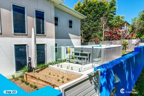 8 Alice St, Russell Island, QLD 4184