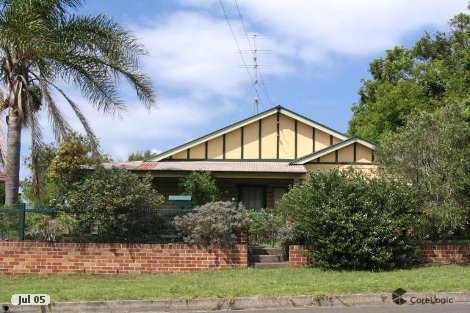 65 Heaslip St, Coniston, NSW 2500