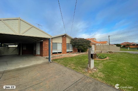 7 Dunmow Cres, Hamlyn Heights, VIC 3215