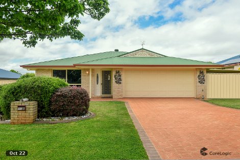 8 Barton St, Middle Ridge, QLD 4350