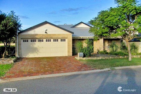 35 Courtland Cres, Redcliffe, WA 6104