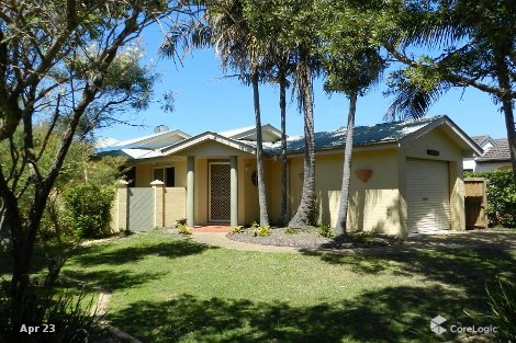 2 Nautilus Pl, Yamba, NSW 2464