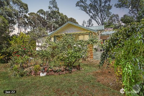 8 Camp Cres, Castlemaine, VIC 3450