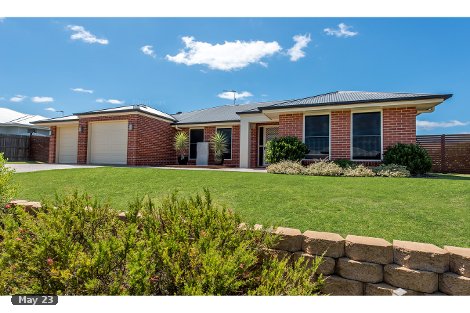 4 Ashford Dr, Wyreema, QLD 4352