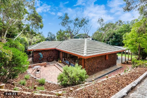 82 Emmett Rd, Crafers West, SA 5152