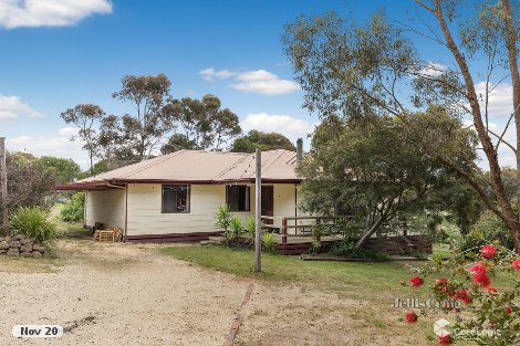 34 Doveton St, Elphinstone, VIC 3448