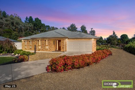 10 Louie Ct, Bright, VIC 3741