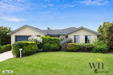 8 Natalie Ct, Mount Martha, VIC 3934