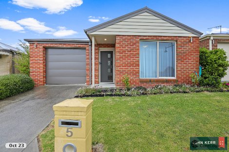 5 St Gwinear Ct, Rawson, VIC 3825