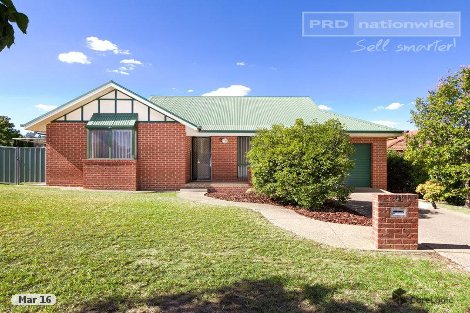 1 Lachlan Pl, Tatton, NSW 2650