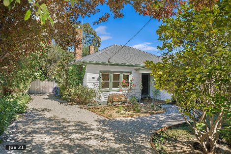 11 Templeton St, Woodend, VIC 3442